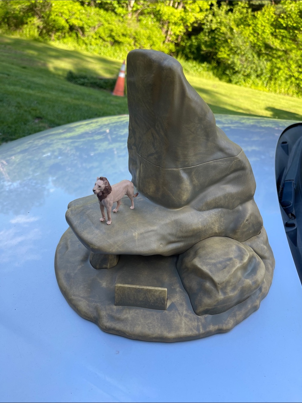 Disney Mufasa Lion King Pride Rock Figurine popcorn bucket toy display 2024